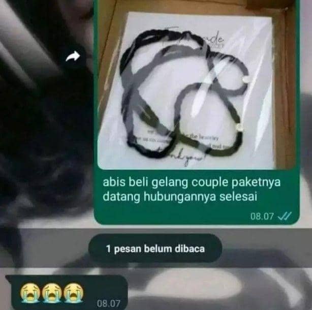 chat kasih hadiah ke pacar (instagram.com/awshitpost.id)