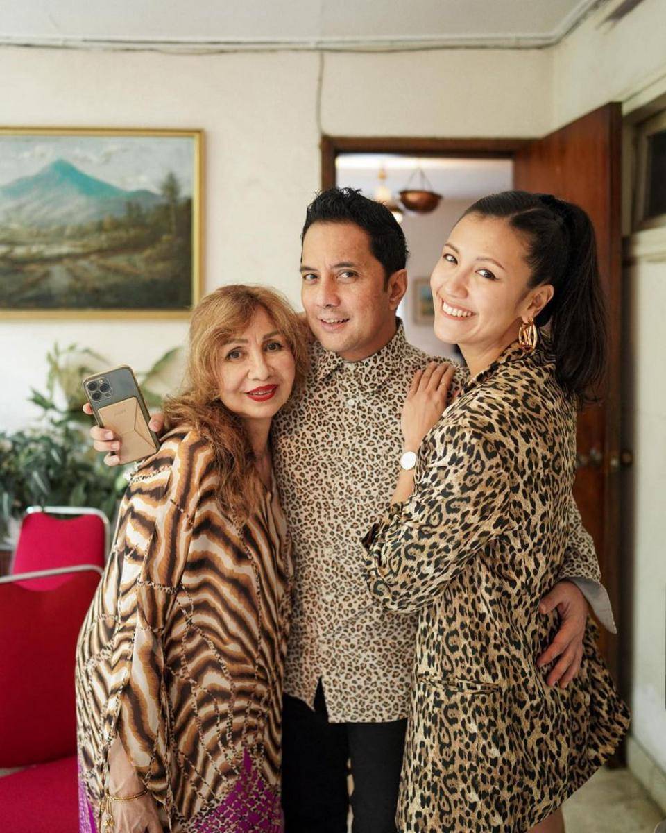potret ulang tahun oma Sharena Delon (instagram.com/mrssharena)