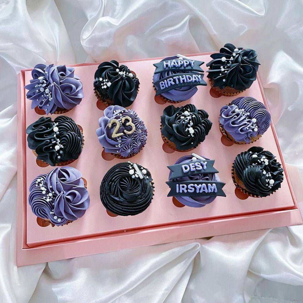 inspirasi desain cup cake estetik untuk hadiah ulang tahun (instagram.com/cakehunter_id)