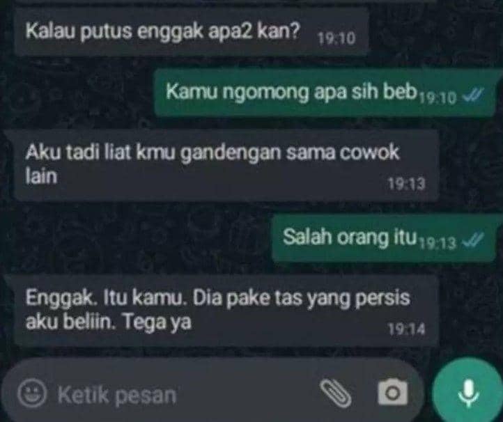 chat kasih hadiah ke pacar (instagram.com/rumah_shitmeme.id)