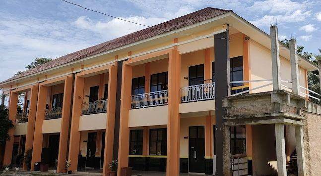 Salah satu gedung kelas SMAS IT Baitul Muslim. (Google Review/Baitul Muslim)