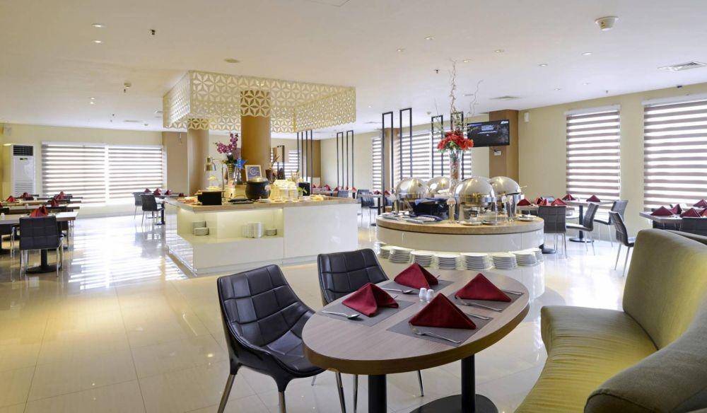 The Avallon Restaurant di Hotel Cron Prince Surabaya (crownprinceindonesia.com)