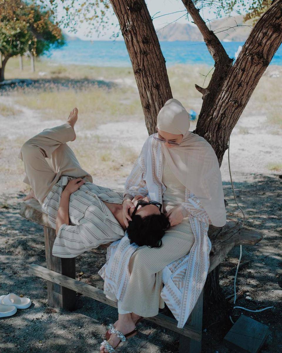 potret Rey Mbayang dan Dinda Hauw (instagram.com/rey_mbayang)