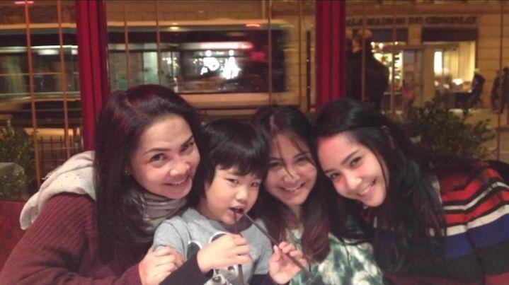 potret Rieta Amilia, Gavrel, Nagita Slavina dan Caca Tengker (instagram.com/rieta_amilia)