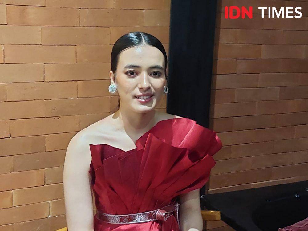 Mawar Eva de Jongh dalam Gala Premiere film Para Betina Pengikut Iblis, pada Jumat (10/2/2023) (Dok. IDN Times/Erfah Nanda)