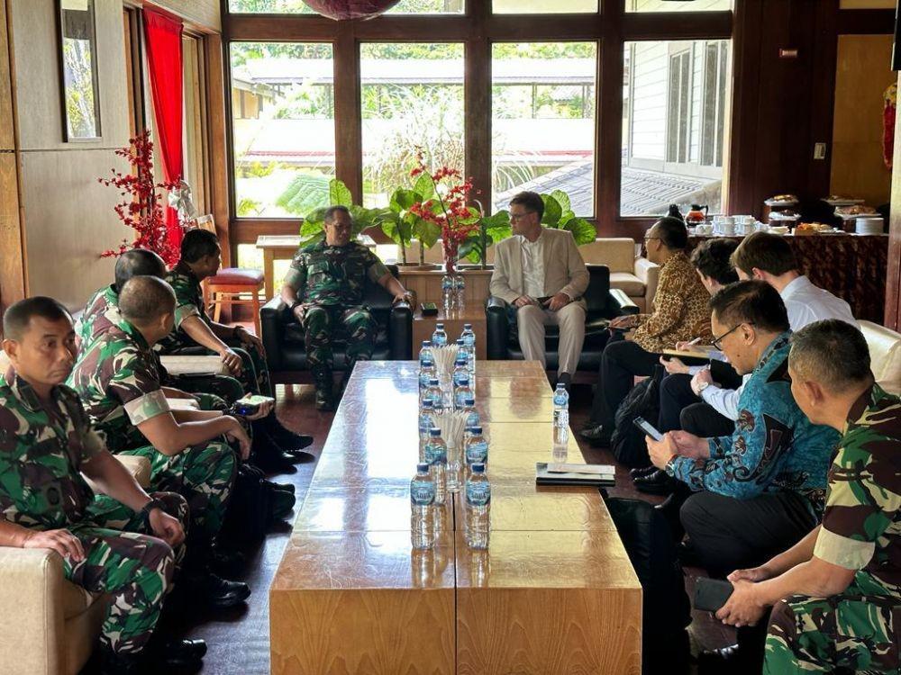 Pilot Susi Air Belum Ditemukan, Diplomat Selandia Baru Datangi Timika