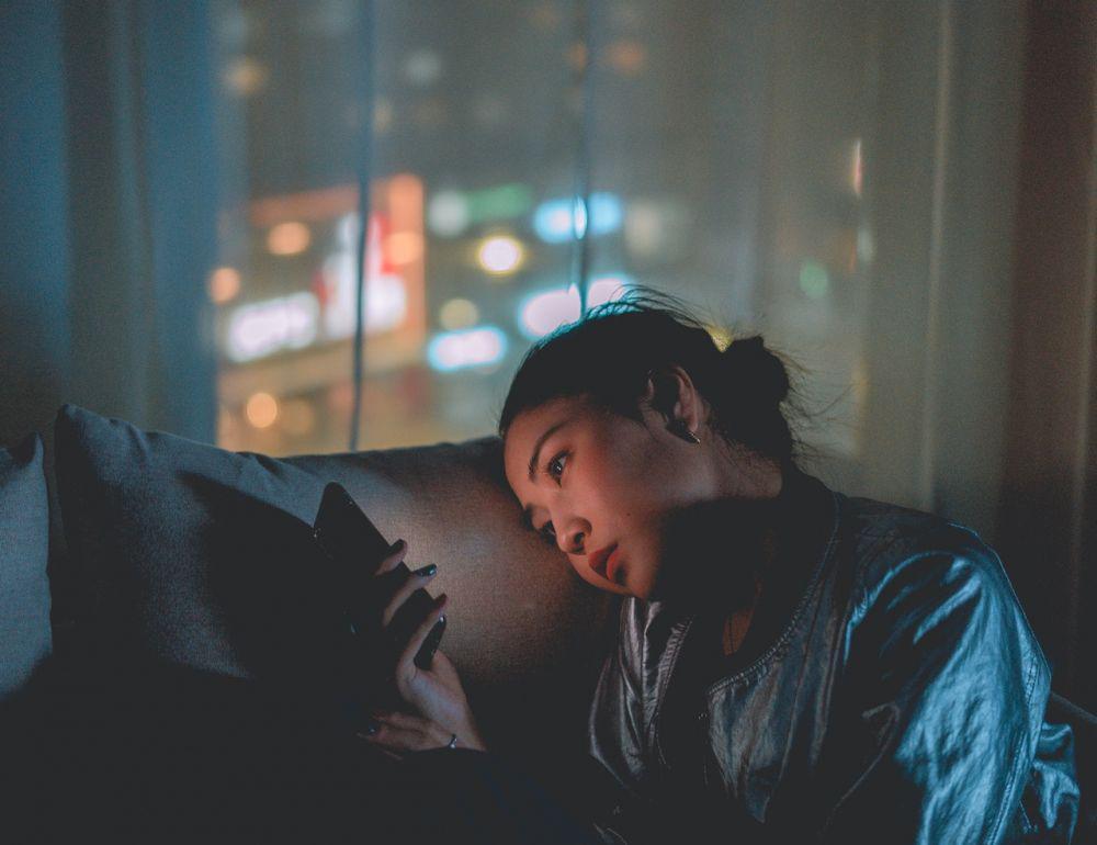 5 Tips yang Bisa Kamu Lakukan saat Mengalami Introvert Hangover