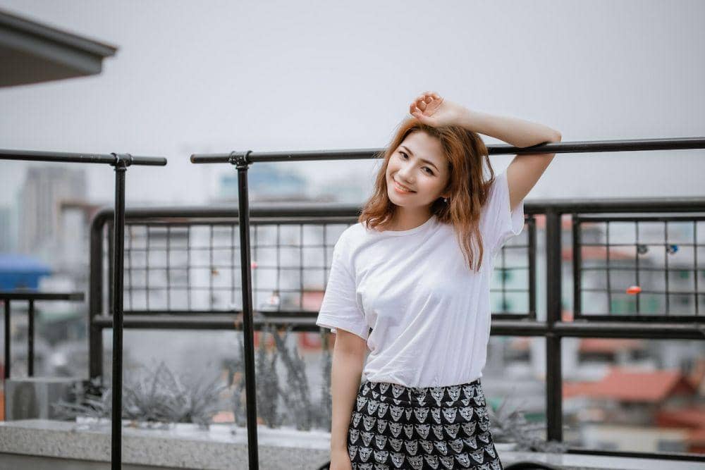 Ilustrasi seorang wanita mengenakan pakaian breathable (pexels.com/Tuấn Kiệt Jr.)