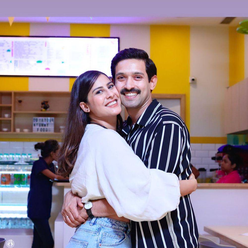 Vikrant Massey dan istri (instagram.com/sheetalthakur)