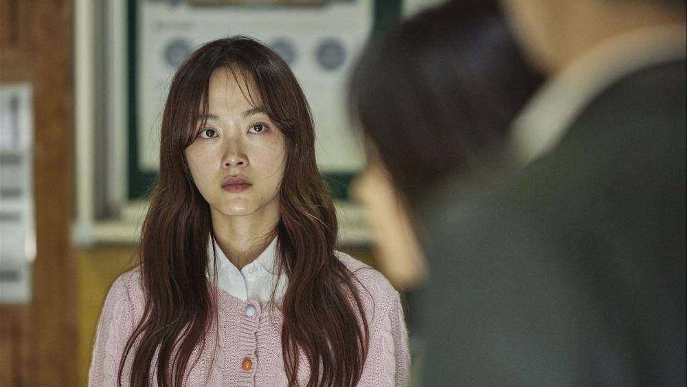 Lee Yoo Mi sebagai Lee Na-yeon (dok. Netflix/All of Us are Dead)