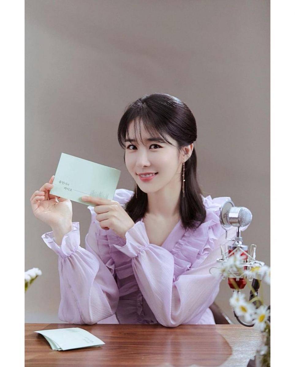 Yoo In Na (instagram.com/yg_stage)