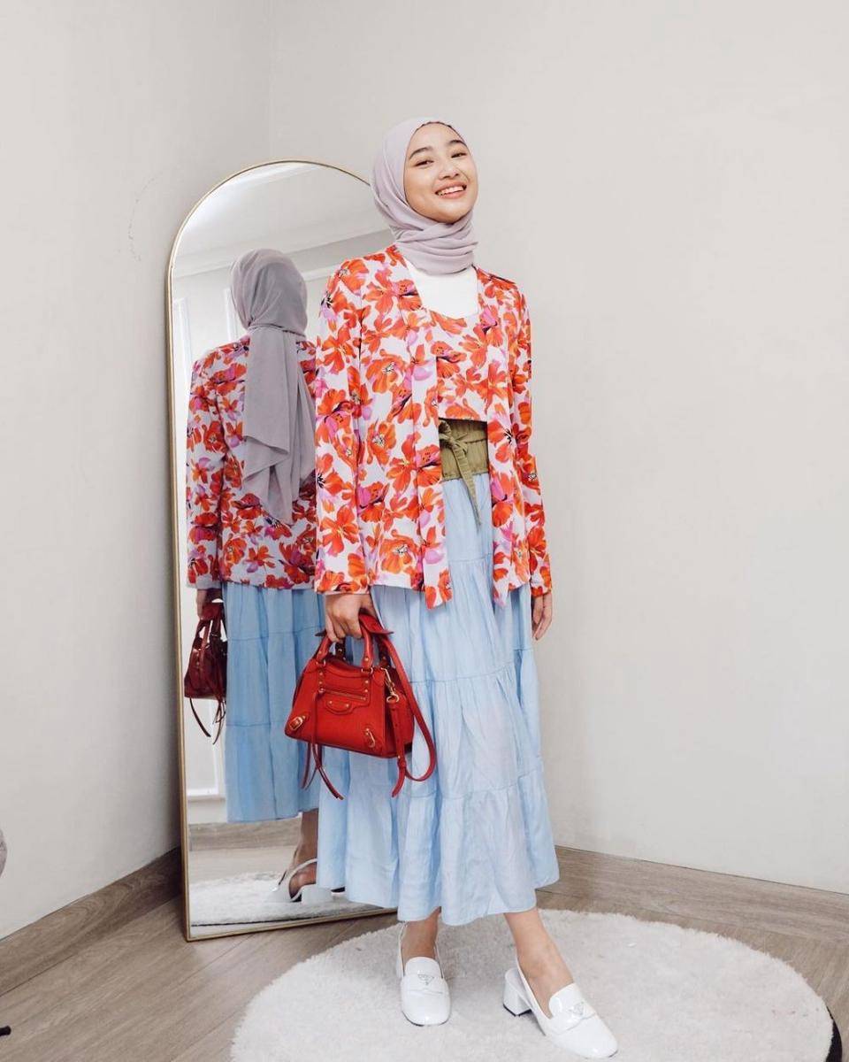 Baju kondangan ala Anselma (instagram.com/ansellmaputri)