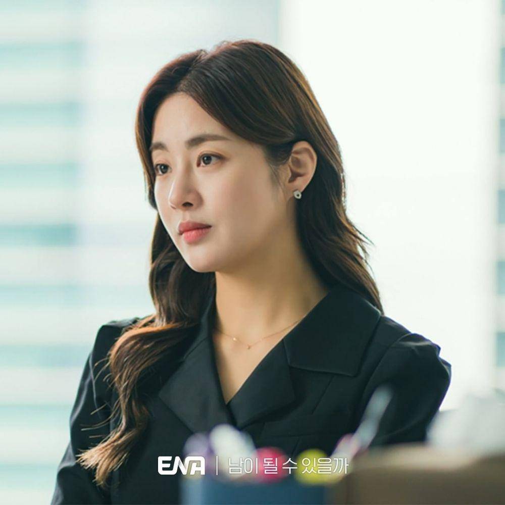 Kang So Ra di drama Can We be Strangers? (instagram.com/channel.ena.d)