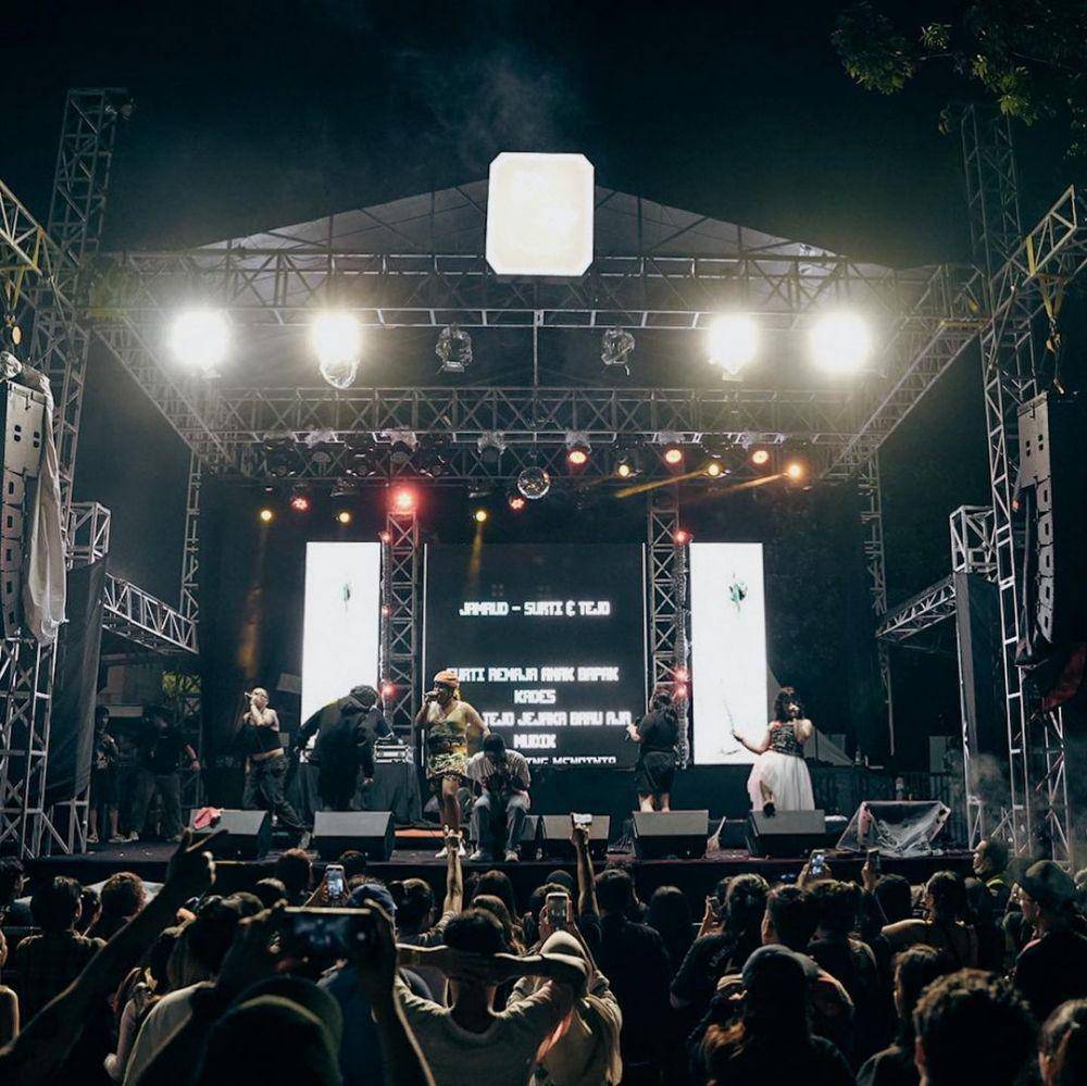 potret Hassan Alaydrus di festival musik (instagram.com/hassanalaydrus)