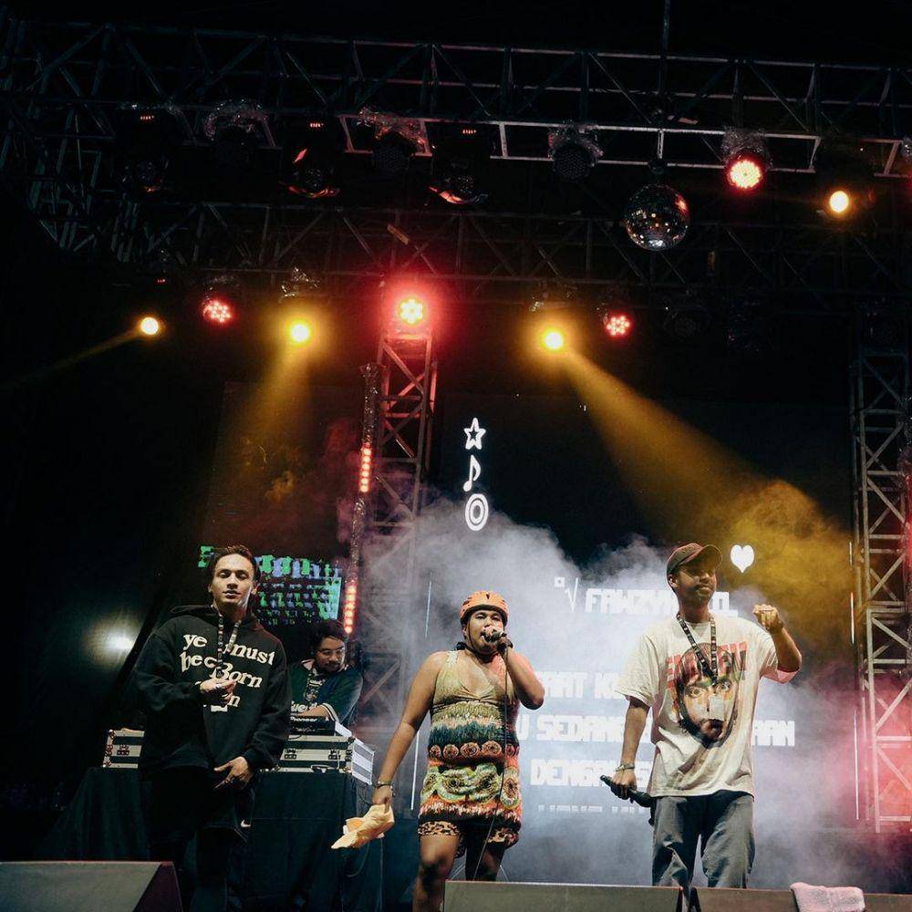 potret Hassan Alaydrus di festival musik (instagram.com/hassanalaydrus)