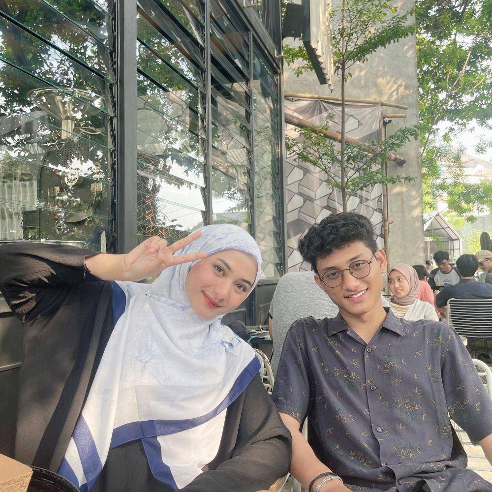 potret Nadzira Shafa dan adik (instagram.com/enazirashf_)