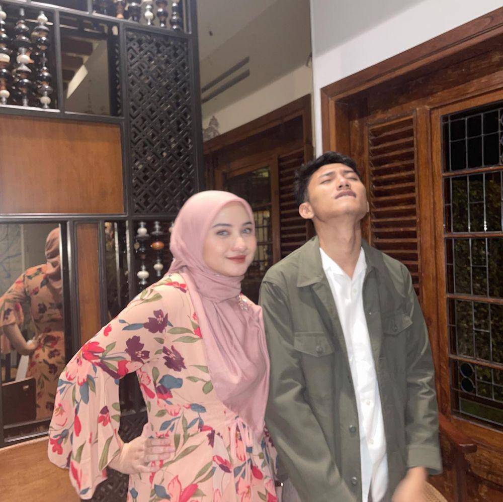 potret Nadzira Shafa dan adik (instagram.com/enazirashf_)