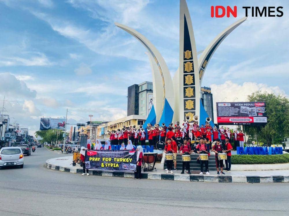 Aksi Marching Band Aceh Galang Dana Bantu Korban Gempa Turki-Suriah