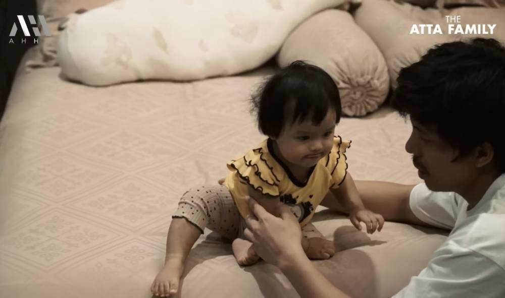 momen Atta dan Aurel beli kasur mewah untuk Ameena (youtube.com/attahalilintar)