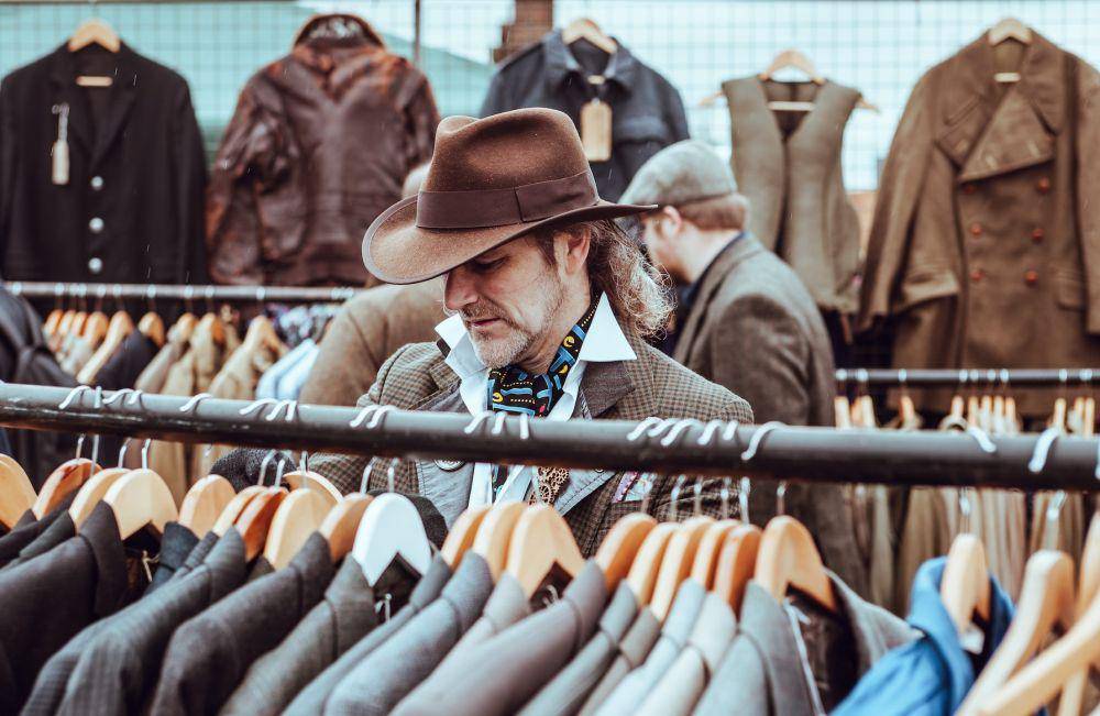 ilustrasi shopping (unsplash.com/Clem Onojeghuo)