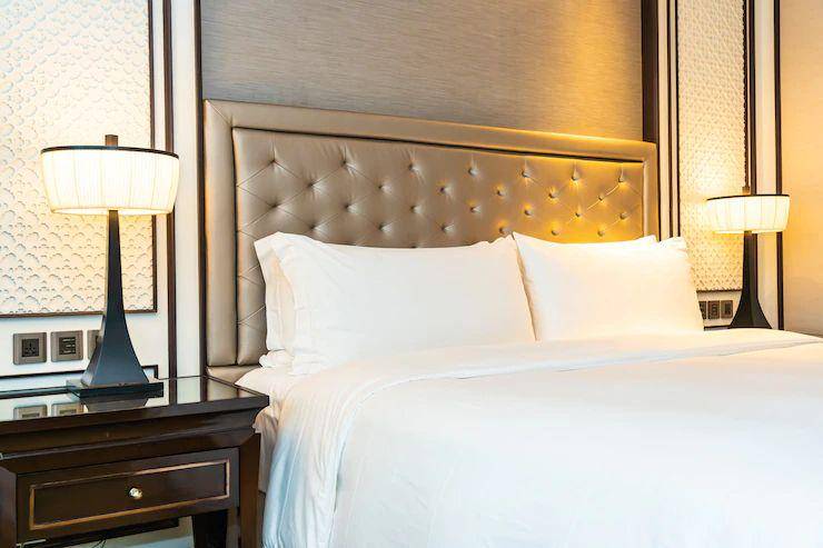 ilustrasi headboard (freepik.com/lifeforstock)