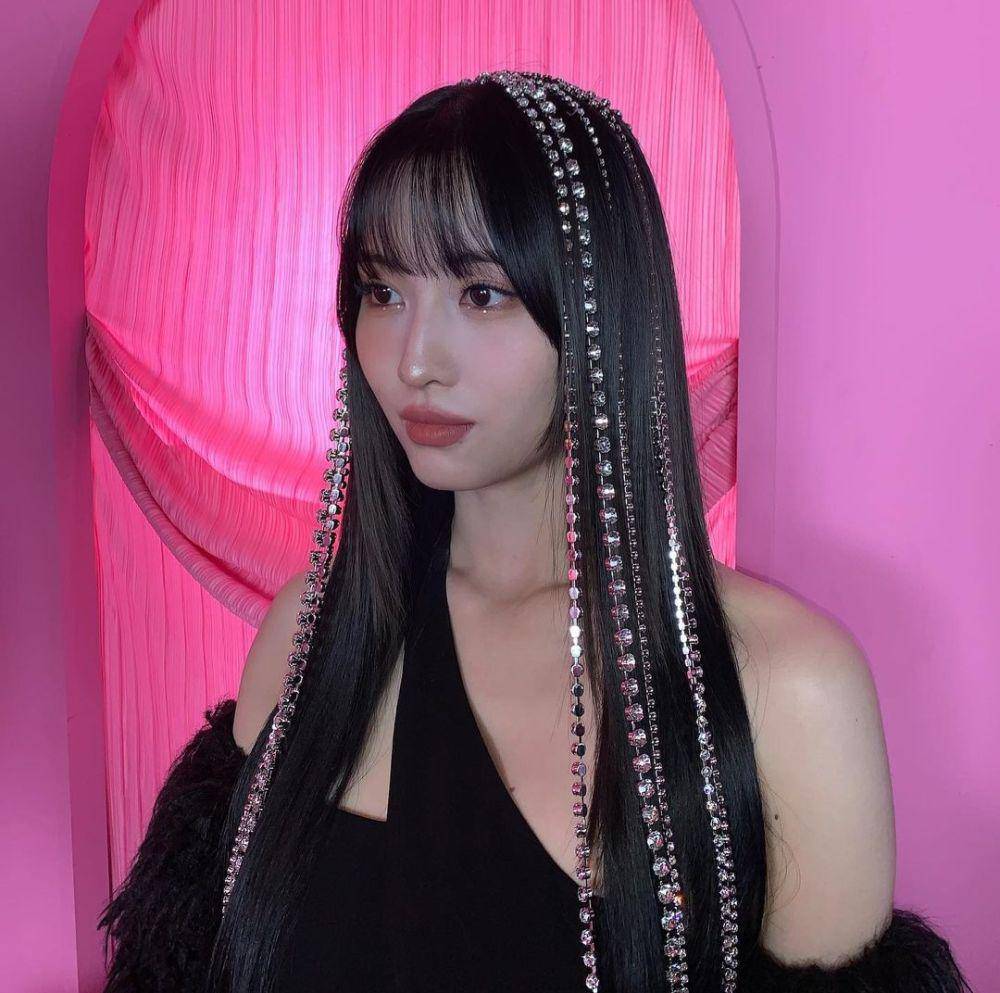 Momo TWICE (instagram.com/momo)