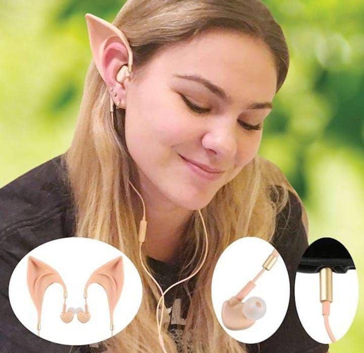 bentuk earphone yang absurd (instagram.com/uglydesign)