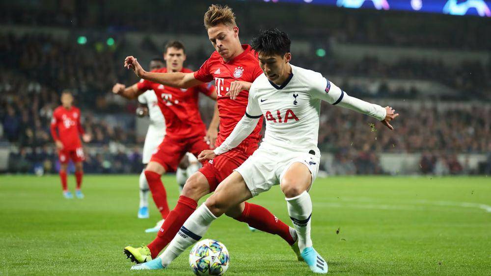 Bayern Munich melawan Tottenham Hotspur di Liga Champions 2019/2020. (fcbayern.com)