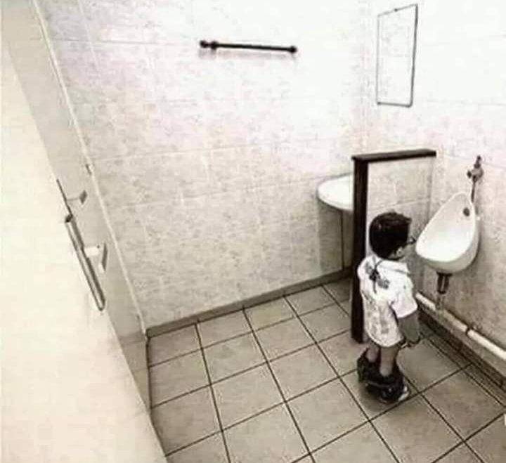 anak kecil apes (twitter.com/mideysmith)