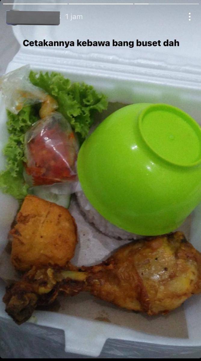 beli makan dapat bonus (twitter.com/pantungalimar)
