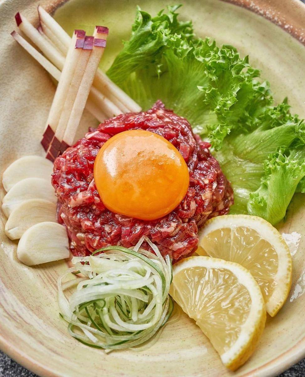 ilustrasi larb leuat neua (instagram.com/sushi_cyu)