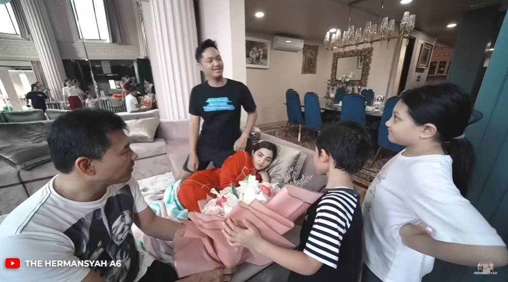 Keluarga The Hermansyah (YouTube.com/The Hermansyah A6)