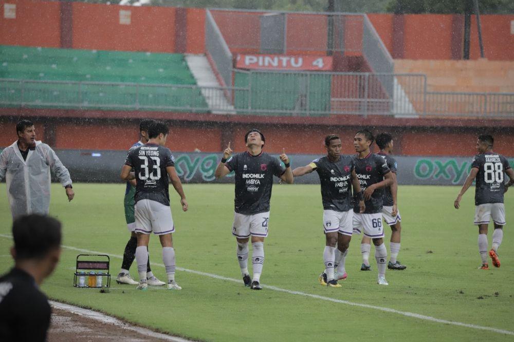 Gol Wildan Ramdhani Bantu Persita Imbangi Madura United