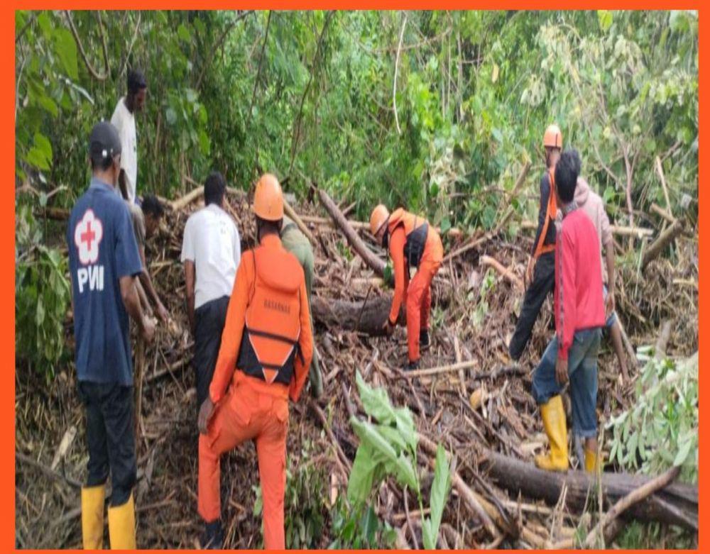 Balita yang Terseret Bajir di Sikka NTT  Ditemukan Meninggal Dunia