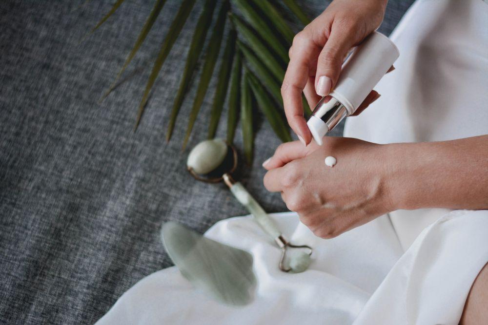 Mengenal Niacinamide dan 5 Manfaatnya bagi Kulit Kita