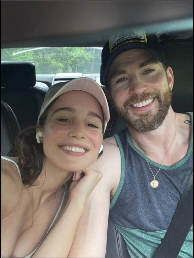 potret romantis Chris Evans dan pacar (instagram.com/chrisevans)