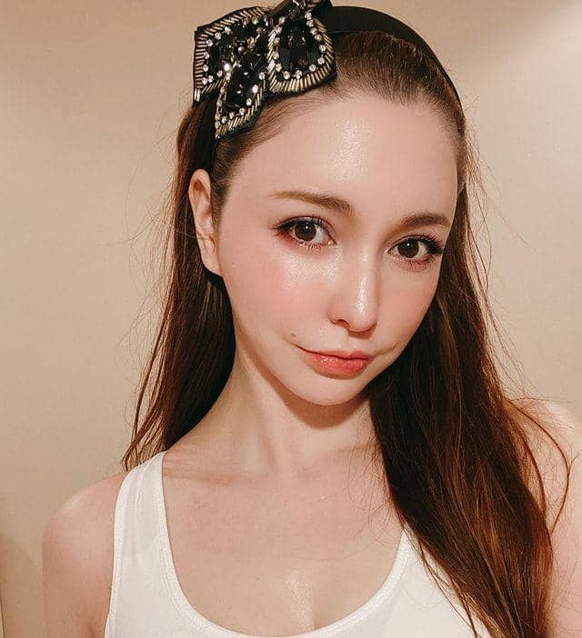 Lena Fujii (instagram.com/lenafujii0702)