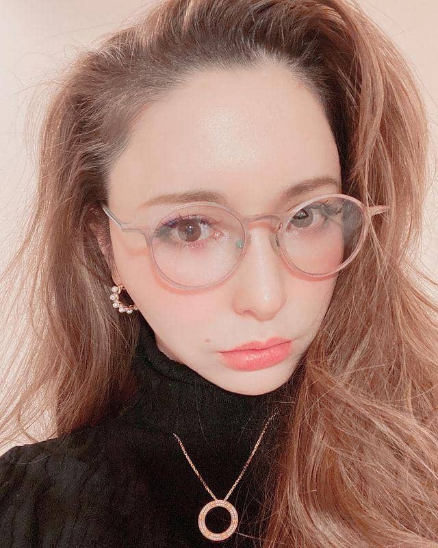 Lena Fujii (instagram.com/lenafujii0702)