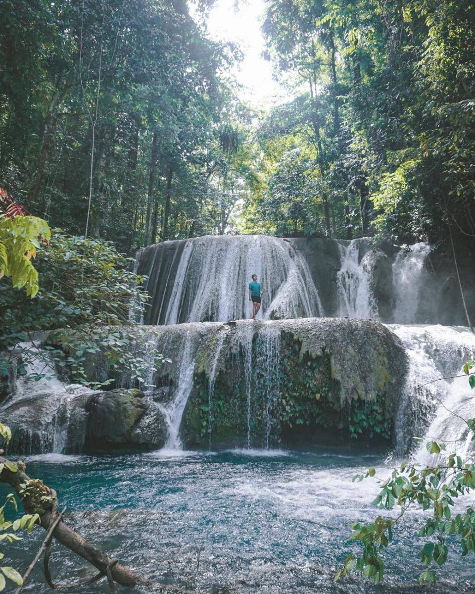 Air Terjun Laumarang (instagram.com/embafals)