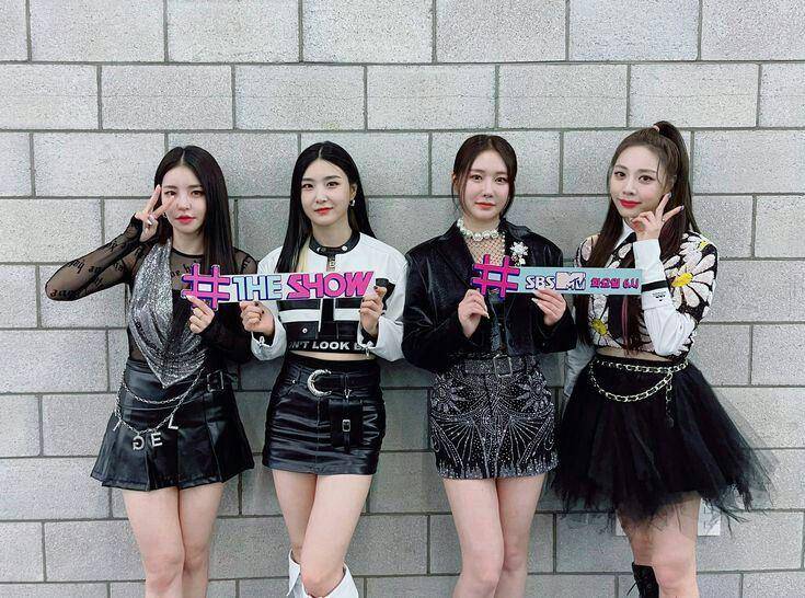 Brave Girls (instagram.com/bravegirls.official/)