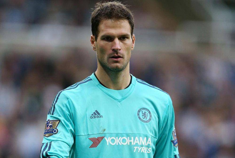 potret Carlo Cudicini (twitter.com/ChelseaFC)