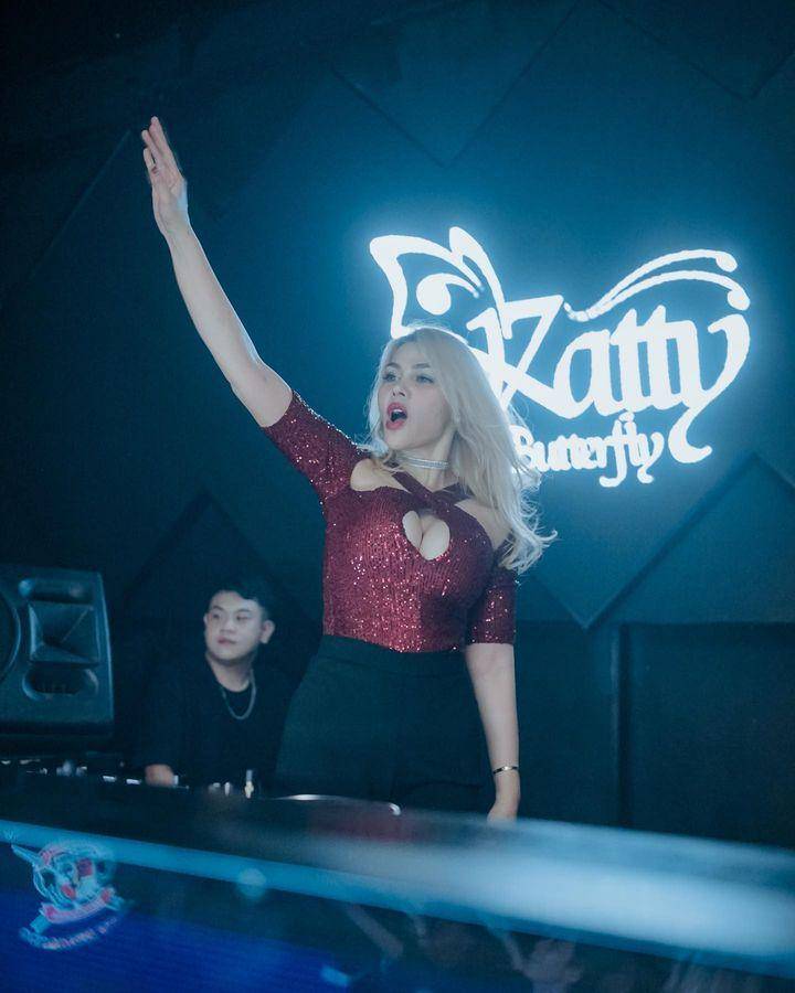 DJ Katty Butterfly (Instagram.com/dj_kattybutterfly36)