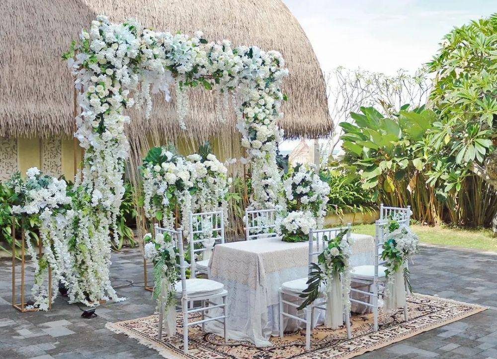 ilustrasi akad nikah outdoor (instagram.com/putriduyung.ancol)