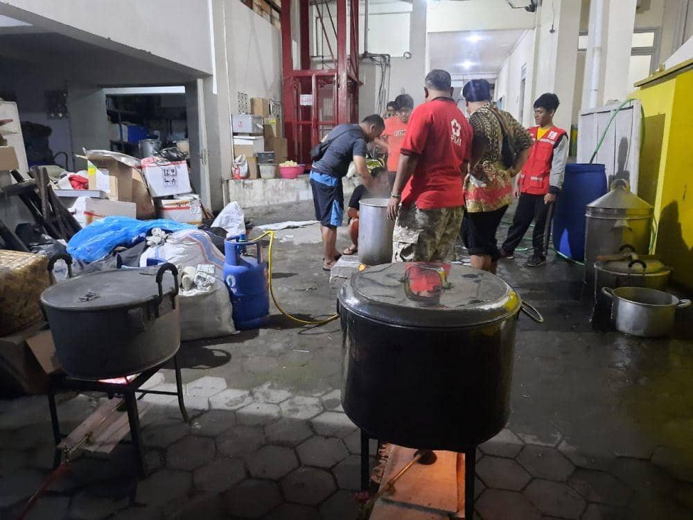 Dapur umum PMI Solo. (Dok/PMI Solo)