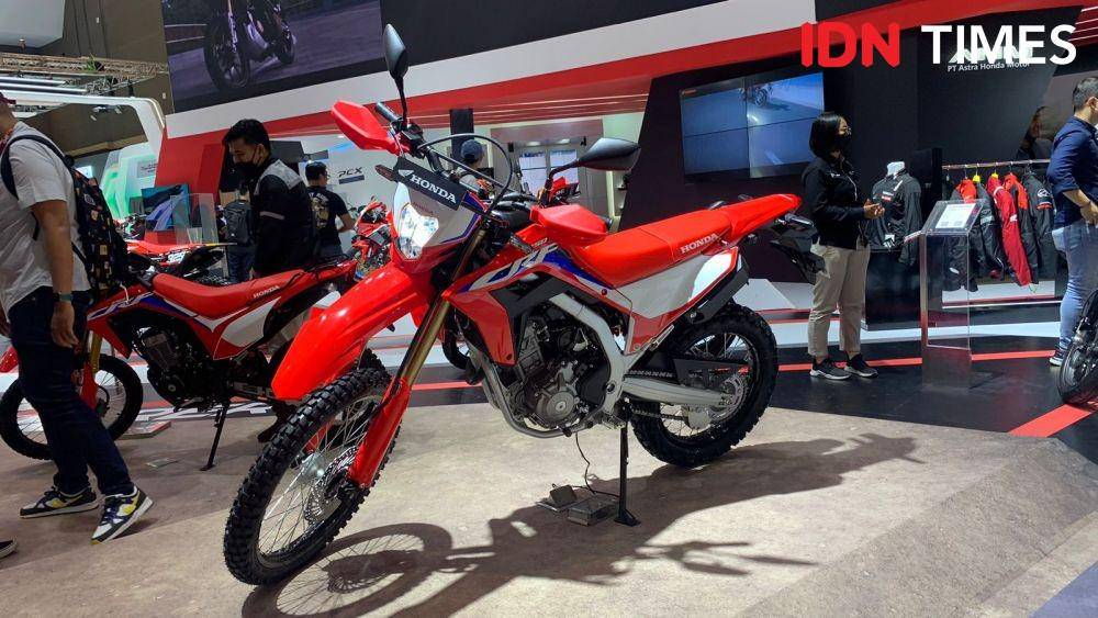 Honda CRF250L Mejeng di IIMS 2023 (IDN Times/Fadliansyah)
