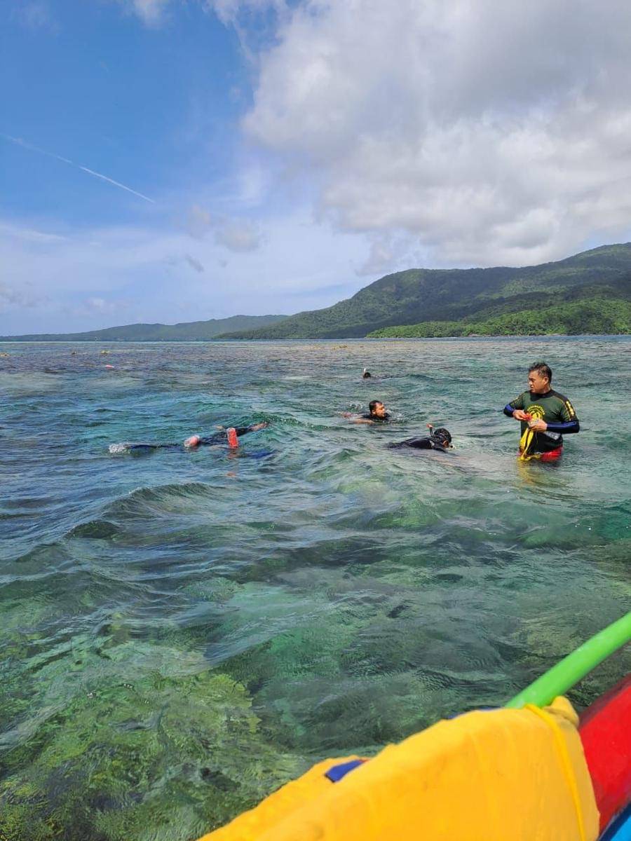 Kapal LCT Serasi IX yang kandas dan merusak terumbu karang di Karimunjawa. dok Polda Jateng