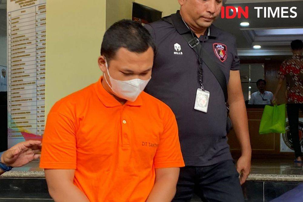 Anggota Densus 88 Bripda HS pelaku pembunuhan sopir taksi online di Depok (IDN Times/Amir Faisol)