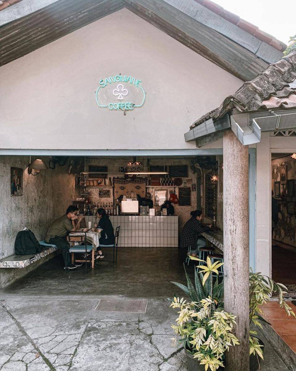 potret kafe Sangmane Studio (instagram.com/fotokopikrom)