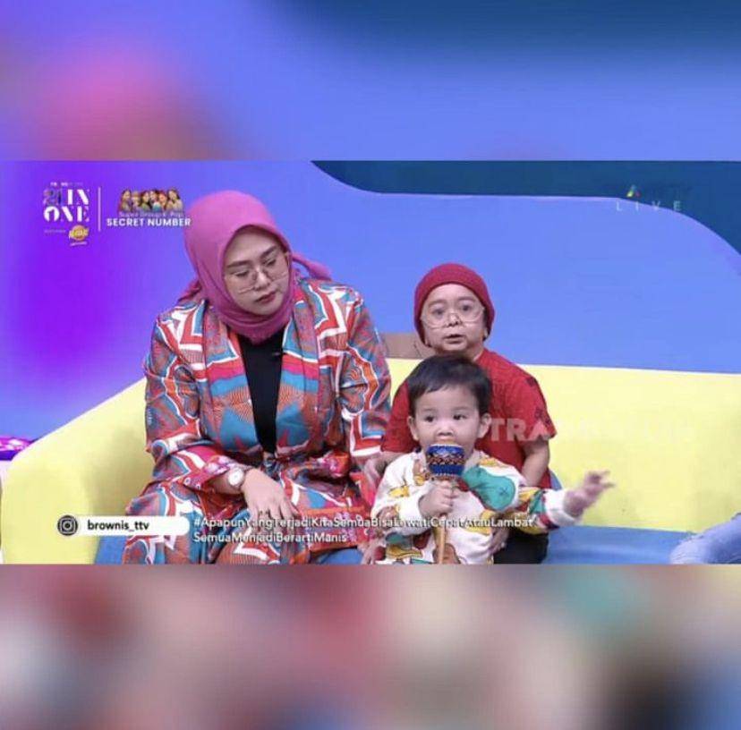 potret keluarga Daus Mini (instagram.com/firdaushelvie91)
