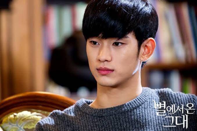 Kim Soo Hyun di My Love from the Star (dok. SBS/My Love from the Star)